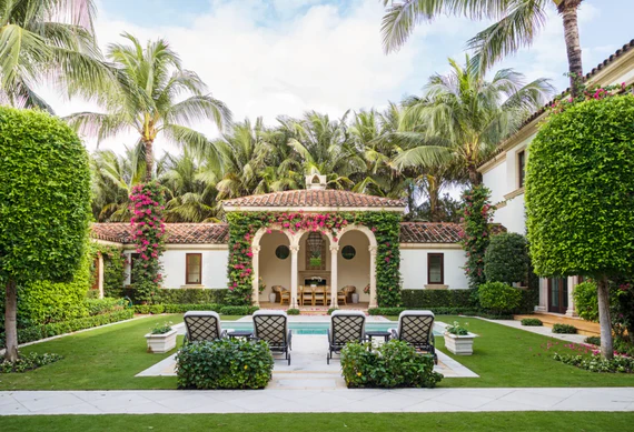 The Must-Know Trendy Garden Lawn Decor Ideas to Make Your Neighbors Green with Envy in Pakistan 2025