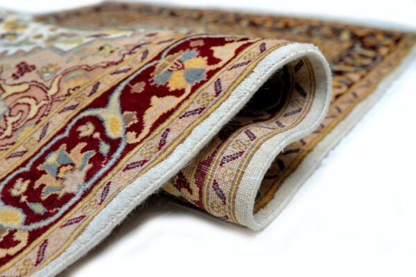 Premium Handmade Rug – Handwoven Elegance for Timeless Interiors - Image 3